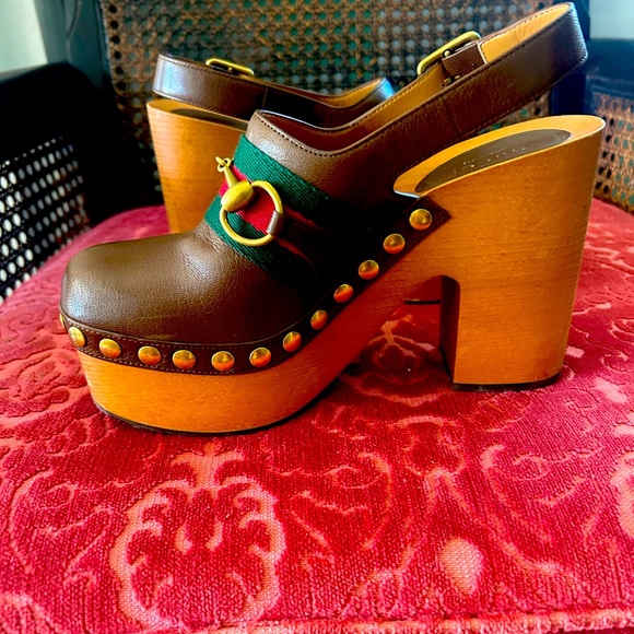 COPY - GUCCI HORSEBIT BROWN LEATHER MULES WITH ANKLE STRAP, GOLD STUDDED DETAIL - Picture 3 of 10